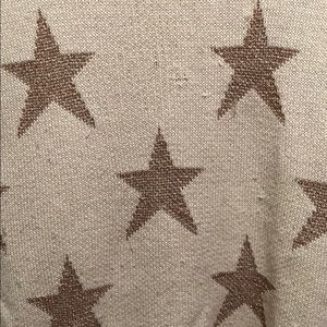 Forever 21 Sweaters - Star Print Chunky Sweater Forever 21 Sweaters - Star Print Chunky Sweater